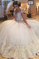 Cap Sleeves Gorgeous Tulle Ball Gown Wedding Dresses Crystals Beaded Lace Appliques Bridal Gowns