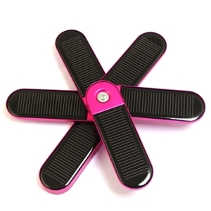 Leaf-shaped Rotary Solar Energy Battery Charger